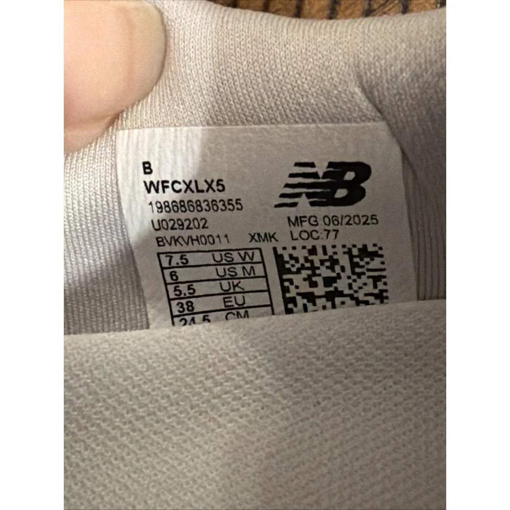 New Balance FuelCell Rebel Womens Size 7.5 Grey/ivory Running Shoes Sneakers